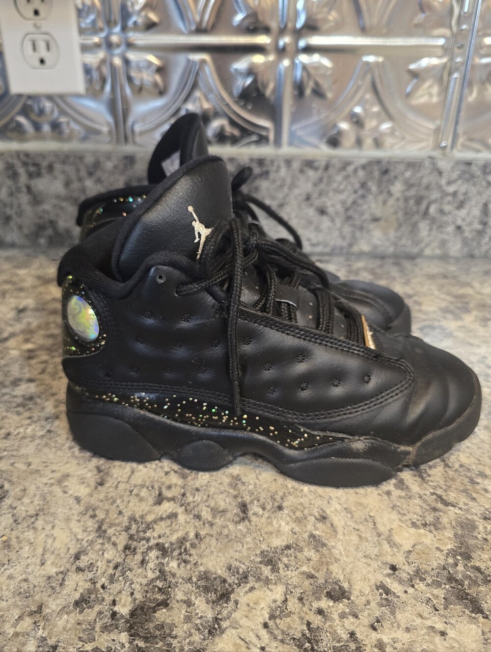 Nike Air Jordan 13 Retro Black Metallic Gold DC9444-007 Sneakers Size 1Y - Picture 10 of 10